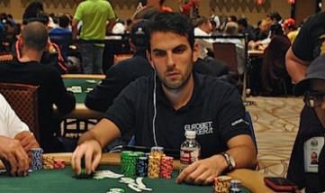 Gianluca Rullo punta il Sunday Special. Simone Ruggeri l’High Roller