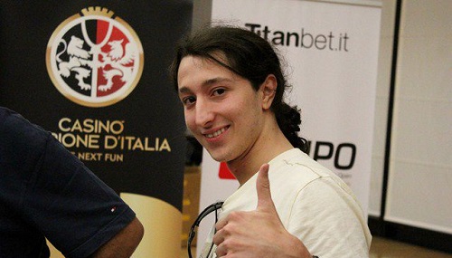 Poker online MTT: Daniele ‘dualbear’ Colautti guida i 140 left del Sunday Special