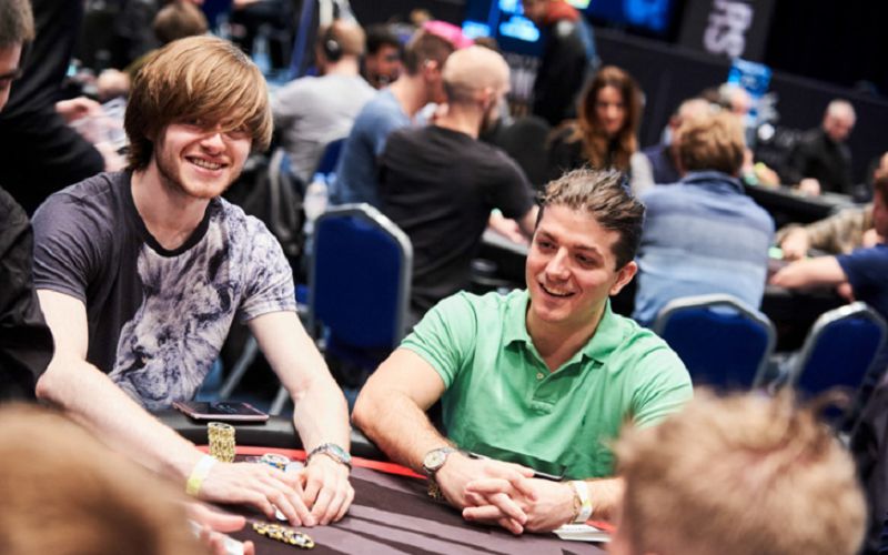 Poker online MTT: Night on Stars a Dario Guarnuto, runner up Rocco Palumbo