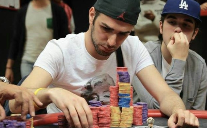 Poker online – Stefano Morrone fa suo il Night on Stars. Alessandro Meloni runner-up al The Bigger